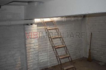 Spatiu comercial - Lizeanu - stradal - 2 vitrine anunturi imobiliare Bucuresti