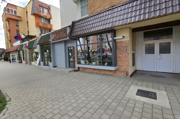 Apartament 4 camere 83.4 mp str.Victoriei, bl.114 Alba Iulia anunturi imobiliare Alba