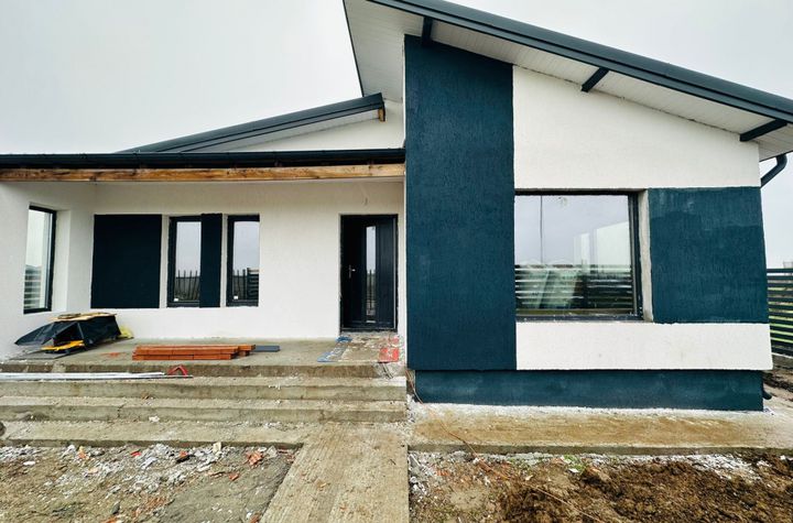 Casă - 4 camere de vanzare BERCENI - Bucuresti anunturi imobiliare Bucuresti