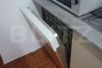 Apartament 3 camere de vanzare ROGERIUS - Bihor anunturi imobiliare Bihor