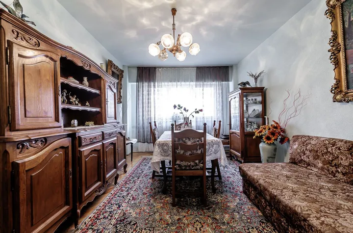 Apartament 4 camere - 126 mp - Calea Aurel Vlaicu Arad anunturi imobiliare Arad