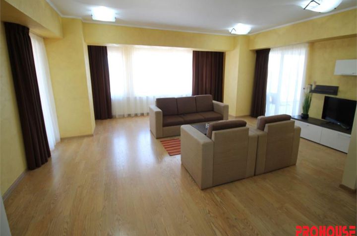 Apartament 4 camere de inchiriat STEFAN CEL MARE - Bacau anunturi imobiliare Bacau