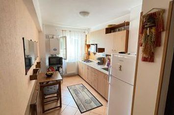 Apartament cu 3 camere de vânzare în Azuga anunturi imobiliare Prahova