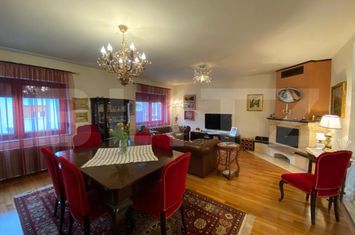 Vilă - 4 camere de vanzare ALBA IULIA - Alba anunturi imobiliare Alba