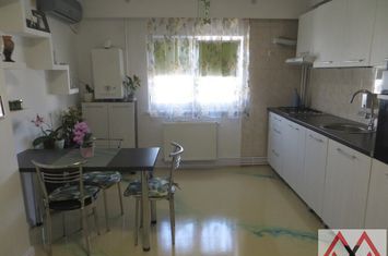 Apartament 2 camere Calea Vitan - Mihai Bravu, centrala termica anunturi imobiliare Bucuresti