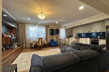 Apartament 4 camere de vanzare CLUJ-NAPOCA - Cluj anunturi imobiliare Cluj