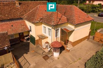 Casa în Cuvin la poalele dealului anunturi imobiliare Arad