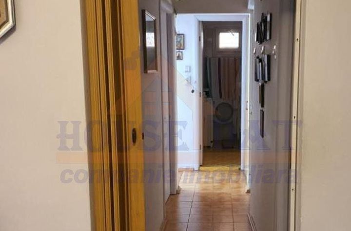 Apartament 3 camere de vanzare P-TA ALBA IULIA - Bucuresti anunturi imobiliare Bucuresti