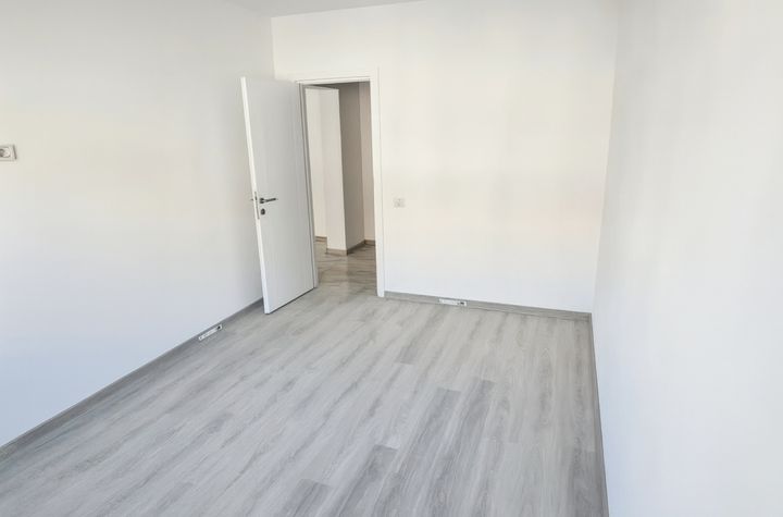 Garsonieră de vanzare RULMENTUL - Brasov anunturi imobiliare Brasov