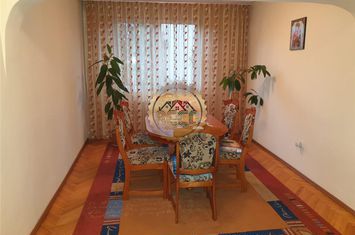 Apartament 4 camere de vanzare DACIA - Bihor anunturi imobiliare Bihor