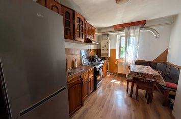Apartament 3 camere de vanzare BACAU - Bacau anunturi imobiliare Bacau