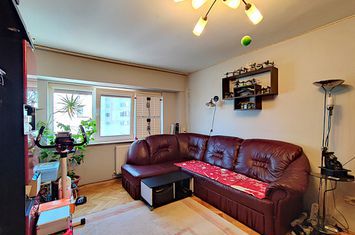 Apartament 3 camere de vanzare ICIL - Constanta anunturi imobiliare Constanta