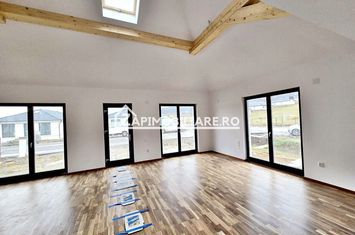 Casa 4 camere, 2 băi,130mp, 550-650 mp teren, 0% comision anunturi imobiliare Mures