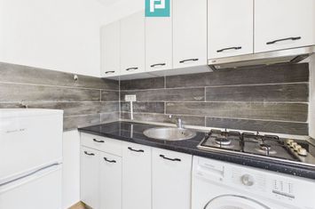 Garsonieră mobilată în Grădiște anunturi imobiliare Arad