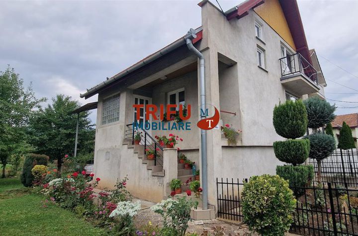 Casă - 4 camere de vanzare CETATE - Alba anunturi imobiliare Alba