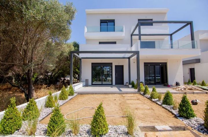 Mezonetă 90,85 mp, 200 m de plajă — Paralia Ofriniou anunturi imobiliare Grecia