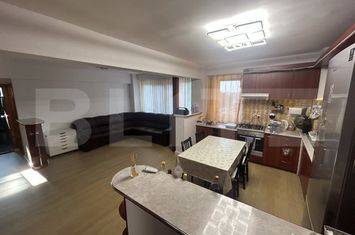 Apartament 3 camere de vanzare ROGERIUS - Bihor anunturi imobiliare Bihor
