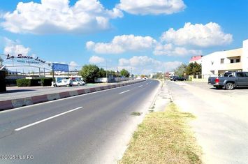 Mamaia Nord - Scoica Land, casa de vacanta la mare, P+1E+Terasa! anunturi imobiliare Constanta
