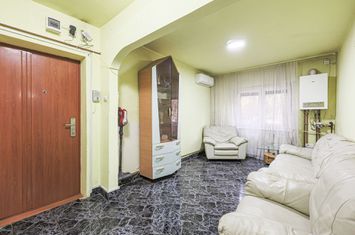 Apartament foarte spațios cu 5 camere la parter in Micalaca Comision 0 anunturi imobiliare Arad