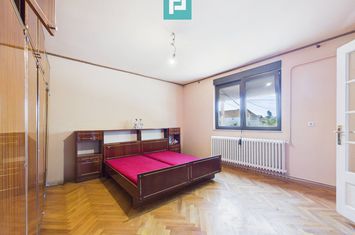Casă cu 4 camere în Bujac anunturi imobiliare Arad