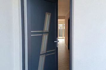 Casă - 4 camere de vanzare TARLUNGENI - Brasov anunturi imobiliare Brasov