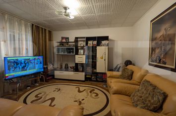 Apartament 3 camere de vanzare MICRO 4 - Dambovita anunturi imobiliare Dambovita