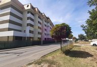 5.000 €, Spațiu comercial
