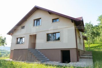 Casă - 6 camere de vanzare TARGOVISTE - Dambovita anunturi imobiliare Dambovita
