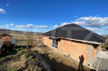 Casă - 3 camere de vanzare APAHIDA - Cluj anunturi imobiliare Cluj