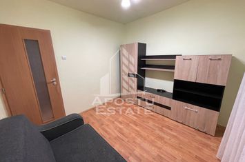 Apartament 2 camere, Semidecomandat, zona Circumvalatiunii anunturi imobiliare Timis