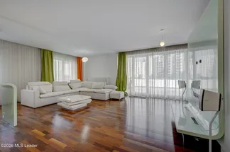 Apartament 4 camere de vânzare Bucuresti - P-ta Victoriei