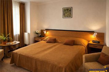 Apartament 18 camere de vanzare EXTERIOR EST - Brasov anunturi imobiliare Brasov