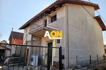 1/2 Duplex, 4 camere, 300 mp teren, toate utilitatile, Cetate anunturi imobiliare Alba