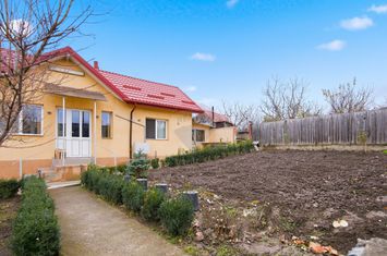 Casă de Om Gospodar - Costuleni - Grădină 1.830 mp -0% Comision 0% TVA anunturi imobiliare Iasi