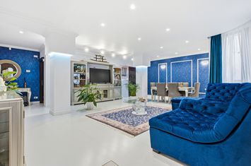 Vila de Lux de Vânzare, 280mp util - Str. Cortez - Hlincea Iasi anunturi imobiliare Iasi