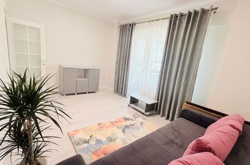 ROYAL TOWER, COPOU, DE INCHIRIAT APARTAMENT DECOMANDAT, 2 CAMERE anunturi imobiliare Iasi