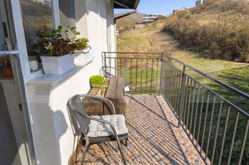 Apartament 3 camere de vanzare FLORESTI - Cluj anunturi imobiliare Cluj
