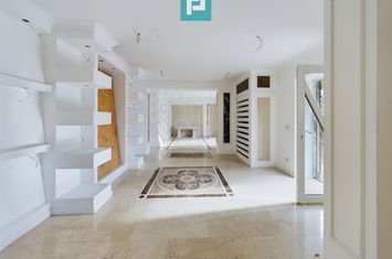 Spațiu comercial în Gradiște anunturi imobiliare Arad