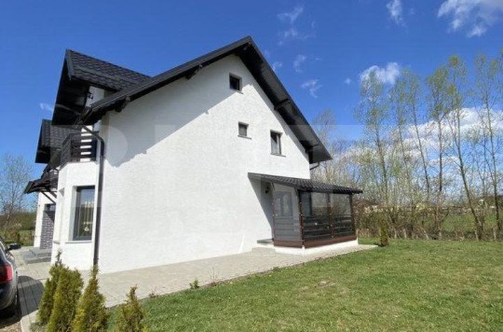Casă - 4 camere de vanzare RADAUTI - Suceava anunturi imobiliare Suceava