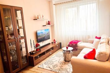 Ap. 3 camere, finisat cu gust, bloc nou, terasa, etaj int., Gheorgheni anunturi imobiliare Cluj