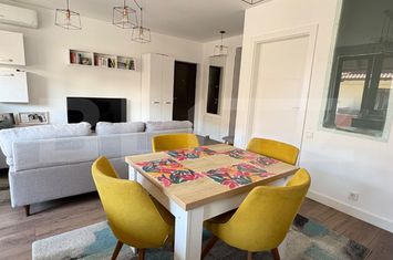 Apartament 3 camere de vanzare FLORESTI - Cluj anunturi imobiliare Cluj