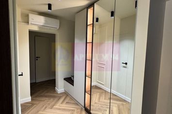 Apartament 3 Camere 2 Bai str Ramnicu Valcea Finisaje Lux anunturi imobiliare Bucuresti