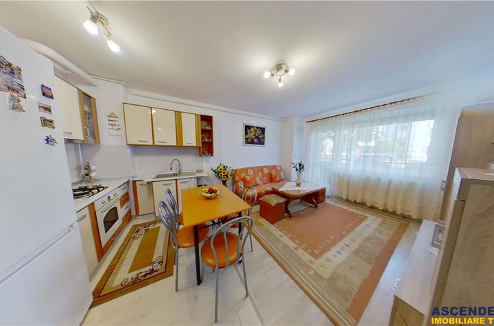 Apartament 2 camere de vanzare TRACTORUL - Brasov anunturi imobiliare Brasov