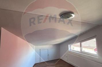 Apartament cu 3 camere de închiriat strada Eroilor-Floresti-400 Euro anunturi imobiliare Cluj