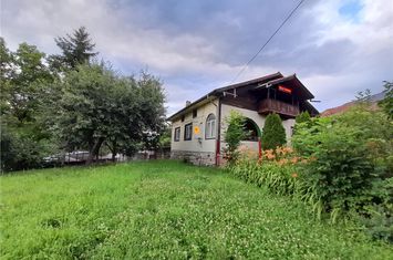 Casă - 4 camere de vanzare SLANIC - Prahova anunturi imobiliare Prahova