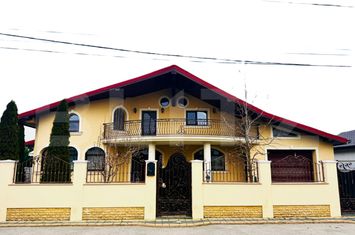 Casă - 9 camere de vanzare GAESTI - Dambovita anunturi imobiliare Dambovita