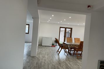 Vilă - 5 camere de vanzare SUD-EST - Dolj anunturi imobiliare Dolj