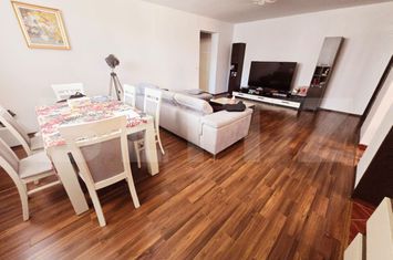 Apartament 3 camere de vanzare ALBA IULIA - Alba anunturi imobiliare Alba