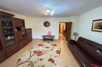 Apartament 2 camere de inchiriat EST - Vrancea anunturi imobiliare Vrancea