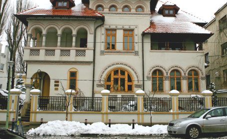 Clădirile monument istoric, afaceri profitabile
